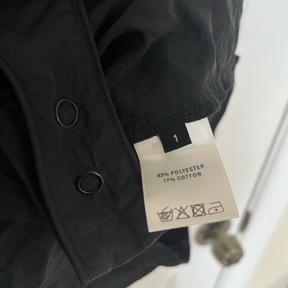 Hyein Seo qipao dress in black - Picture 3 of 4